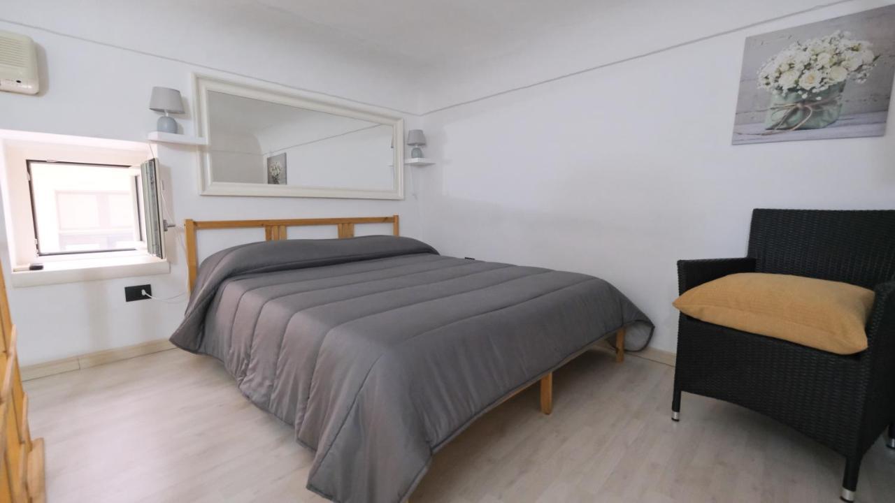 Monolocale Porta Napoli Apartamento Brindisi Exterior foto