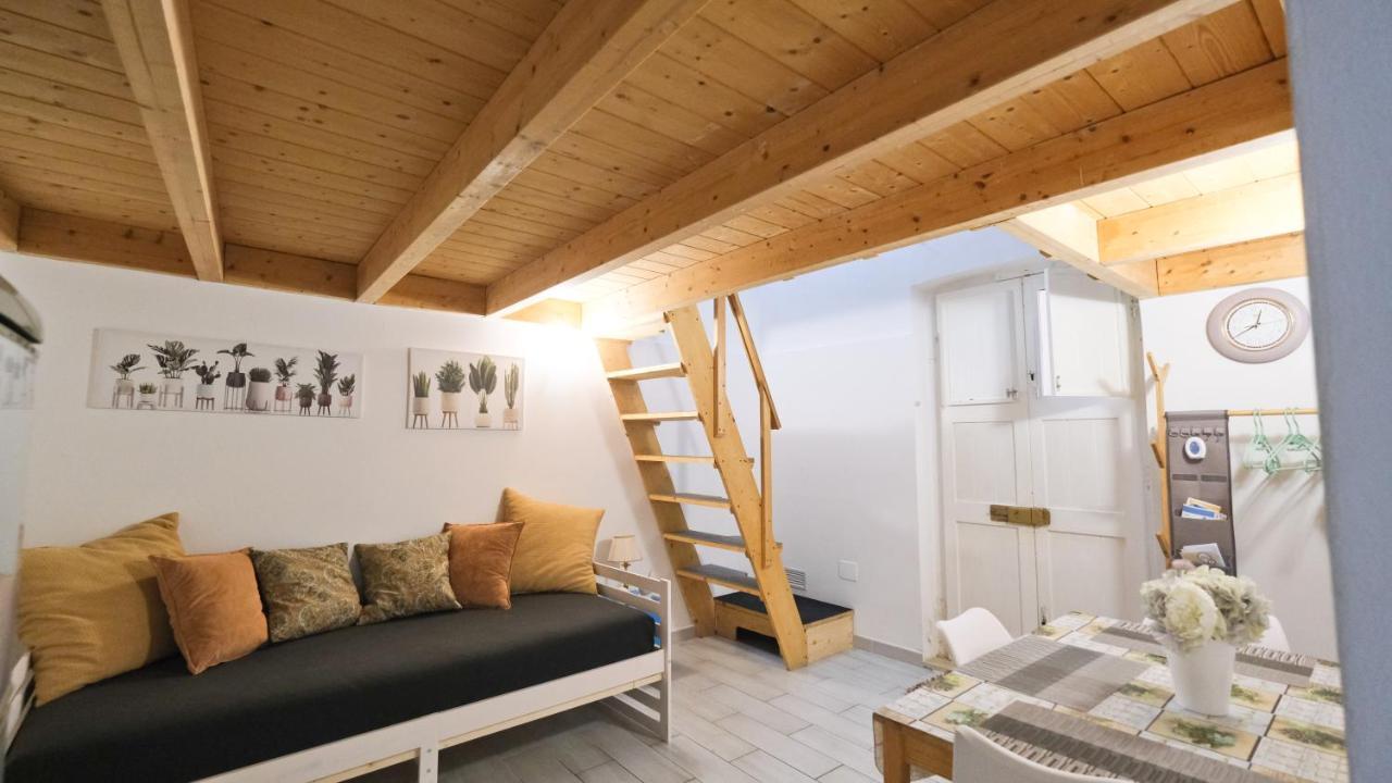 Monolocale Porta Napoli Apartamento Brindisi Exterior foto